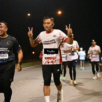 Runner Photo 7742887