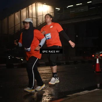Runner Photo 7742899