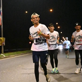 Runner Photo 7742941