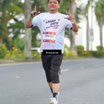 Runner Photo 7742946