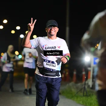 Runner Photo 7742949