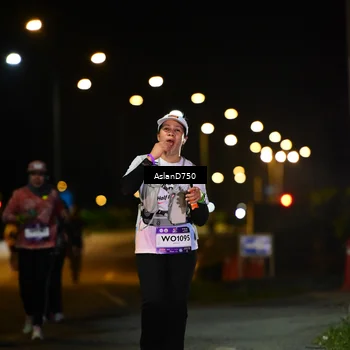 Runner Photo 7742989