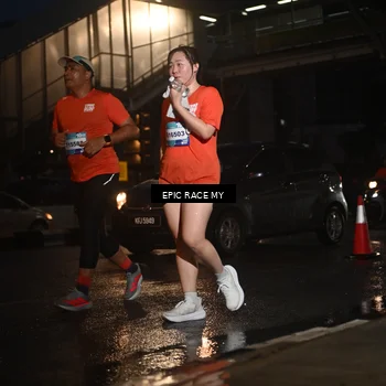 Runner Photo 7742995