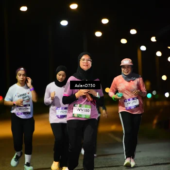 Runner Photo 7742997