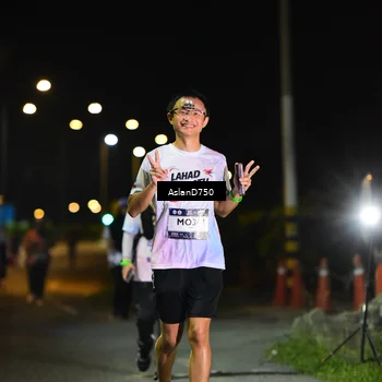 Runner Photo 7743001