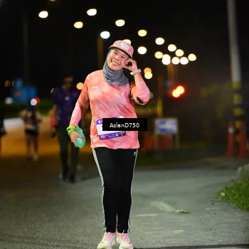 Runner Photo 7743010