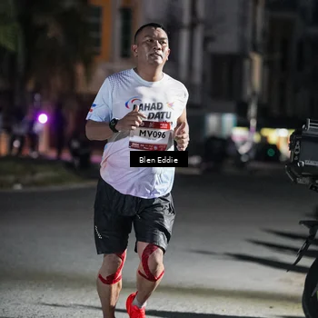 Runner Photo 7743015