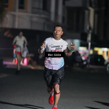 Runner Photo 7743028
