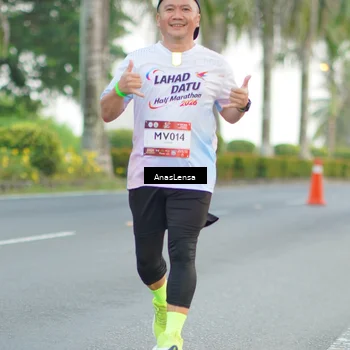 Runner Photo 7743033