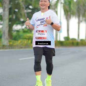 Runner Photo 7743041