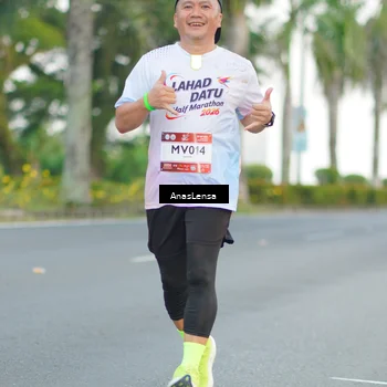 Runner Photo 7743043