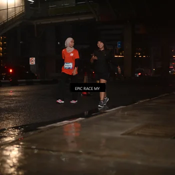 Runner Photo 7743063