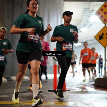 Runner Photo 7743065