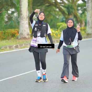 Runner Photo 7743074