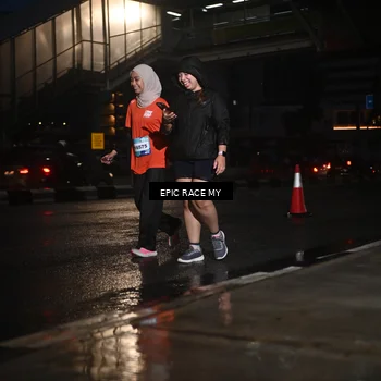 Runner Photo 7743077