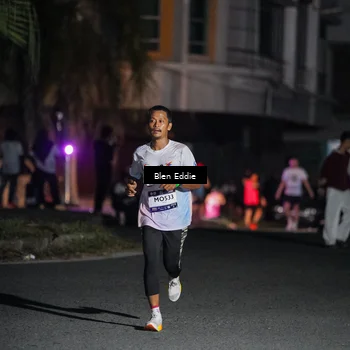 Runner Photo 7743080