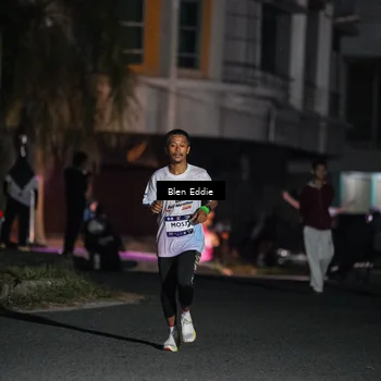 Runner Photo 7743085