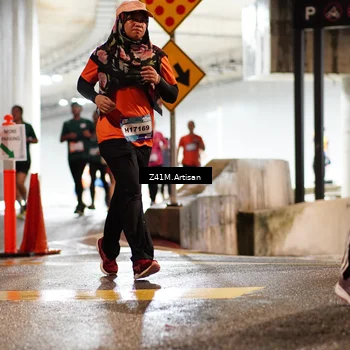 Runner Photo 7743087