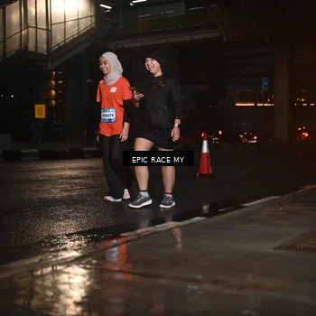 Runner Photo 7743089