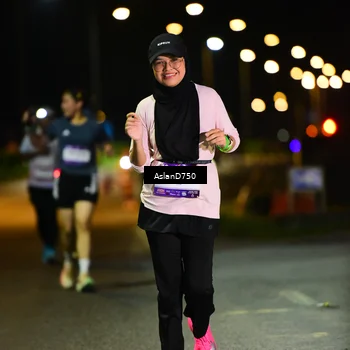 Runner Photo 7743093