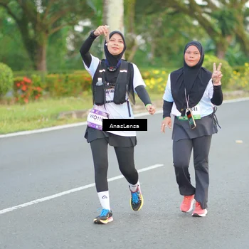 Runner Photo 7743105