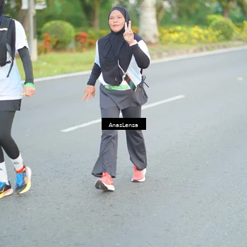 Runner Photo 7743108