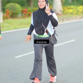 Runner Photo 7743110