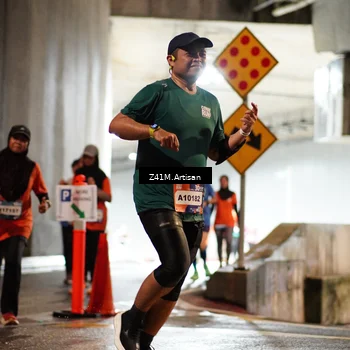 Runner Photo 7743119
