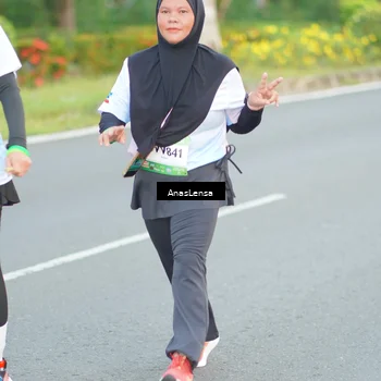 Runner Photo 7743122