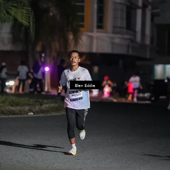 Runner Photo 7743124