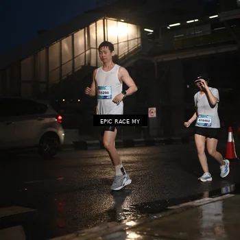 Runner Photo 7743130