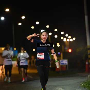 Runner Photo 7743154