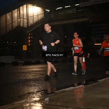 Runner Photo 7743174