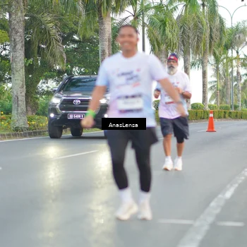 Runner Photo 7743183