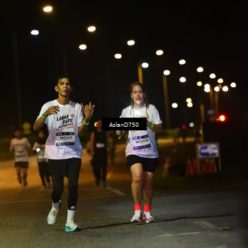 Runner Photo 7743185