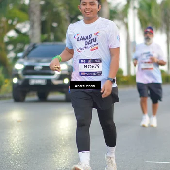 Runner Photo 7743203