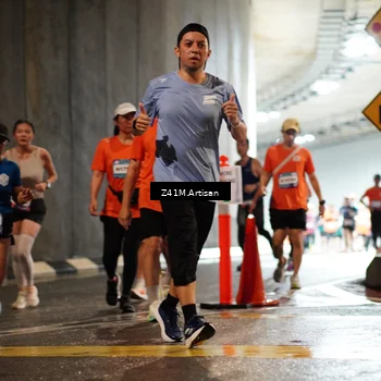 Runner Photo 7743214