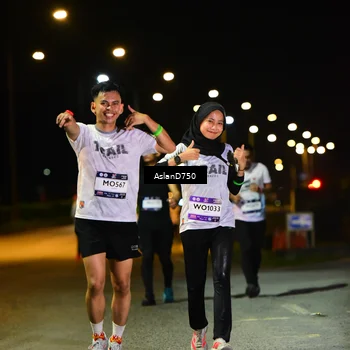 Runner Photo 7743217