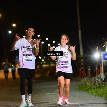 Runner Photo 7743219