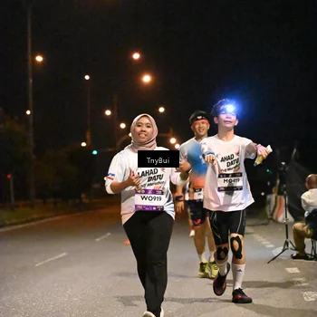Runner Photo 7743222