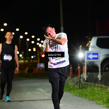 Runner Photo 7743225