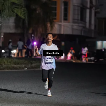 Runner Photo 7743233