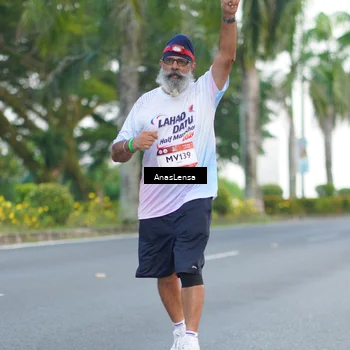 Runner Photo 7743236