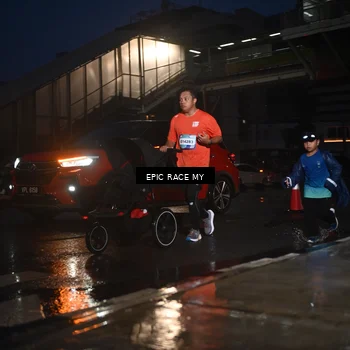 Runner Photo 7743238