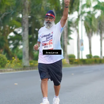 Runner Photo 7743241