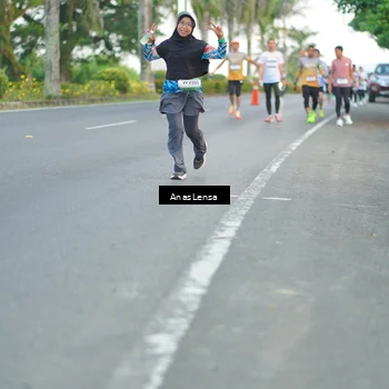 Runner Photo 7743246