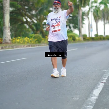 Runner Photo 7743261