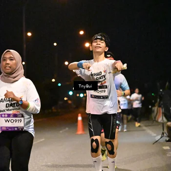 Runner Photo 7743286