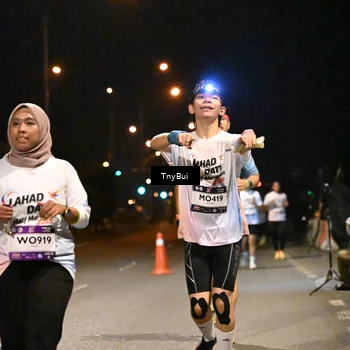 Runner Photo 7743290