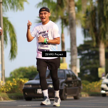 Runner Photo 7743296